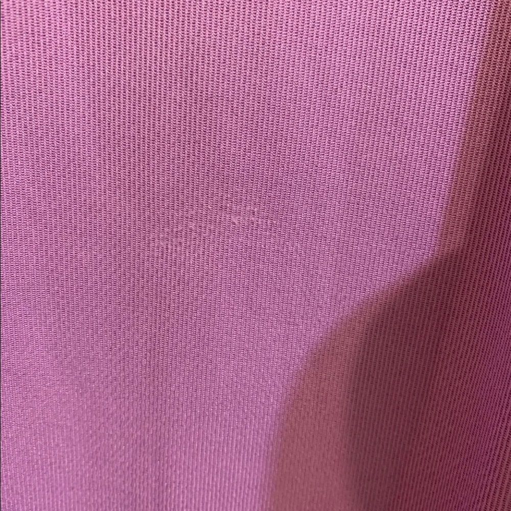 Ladies Nike Dry-Fit V-neck Athletic Top, Size L - Picture 7 of 8